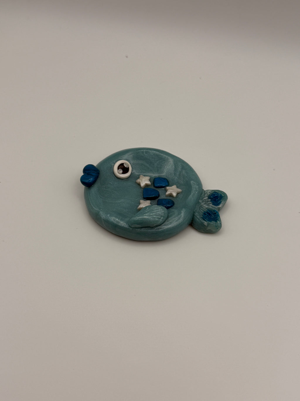 Blue Shimmer Fish Worrystone